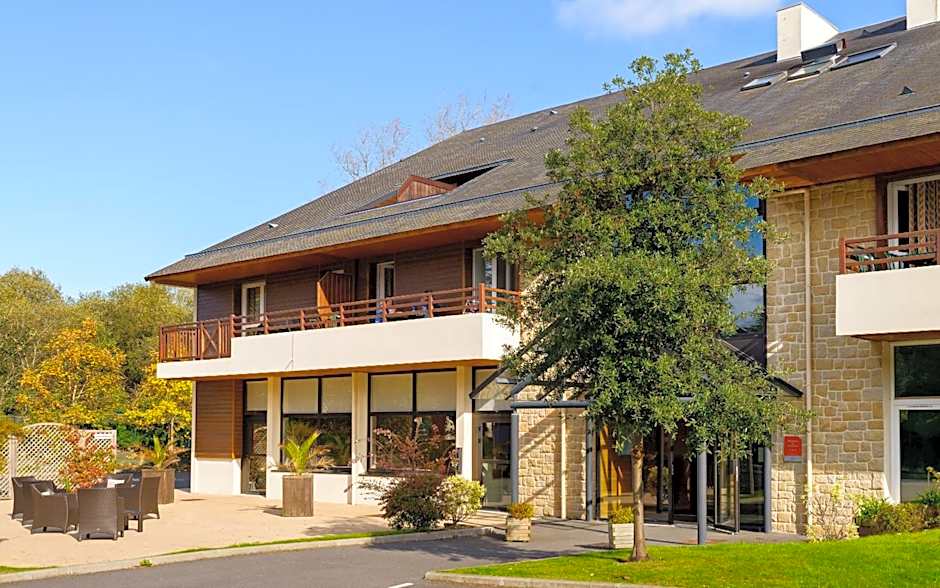 Lagrange Vacances Les Roches Douvres