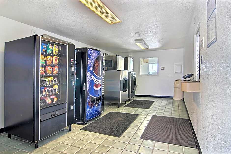 Motel 6-Grants, NM