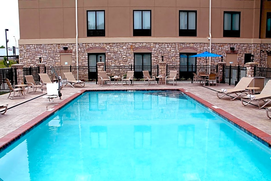 Holiday Inn Express & Suites Paducah West By IHG