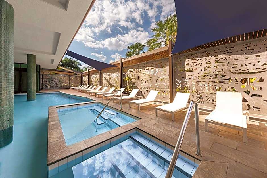 Adina Apartment Hotel Darwin Waterfront