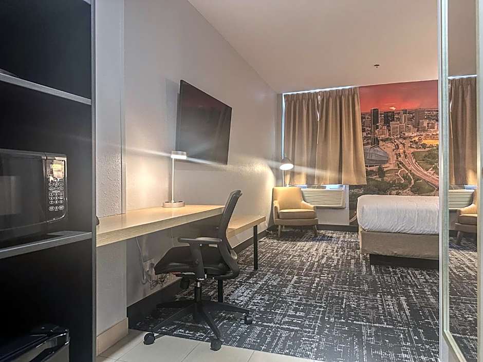Clarion Pointe