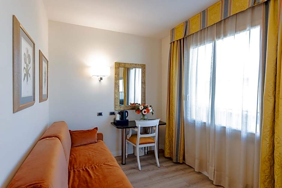 Grand Hotel Mediterraneo