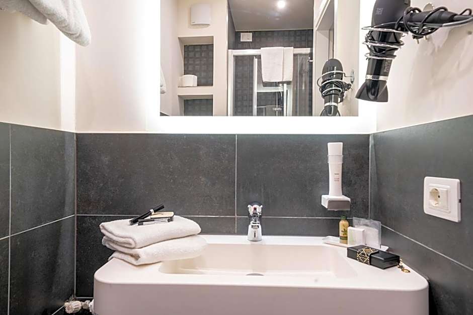 B City Hotel Bardolino