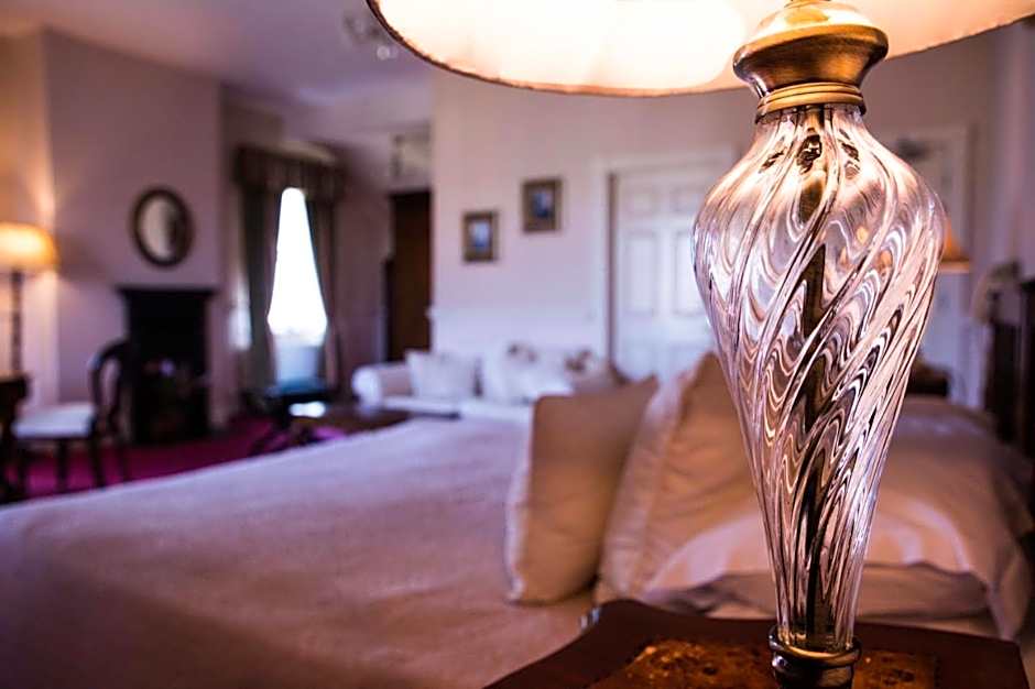 Kilcooly's Country House Hotel
