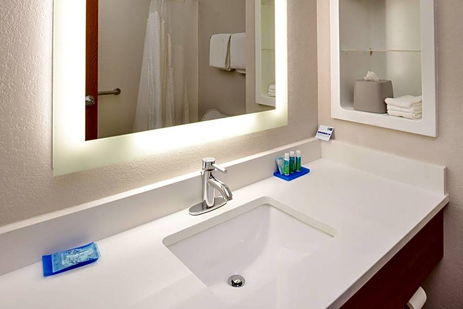 Holiday Inn Express & Suites Chattanooga (East Ridge) By IHG