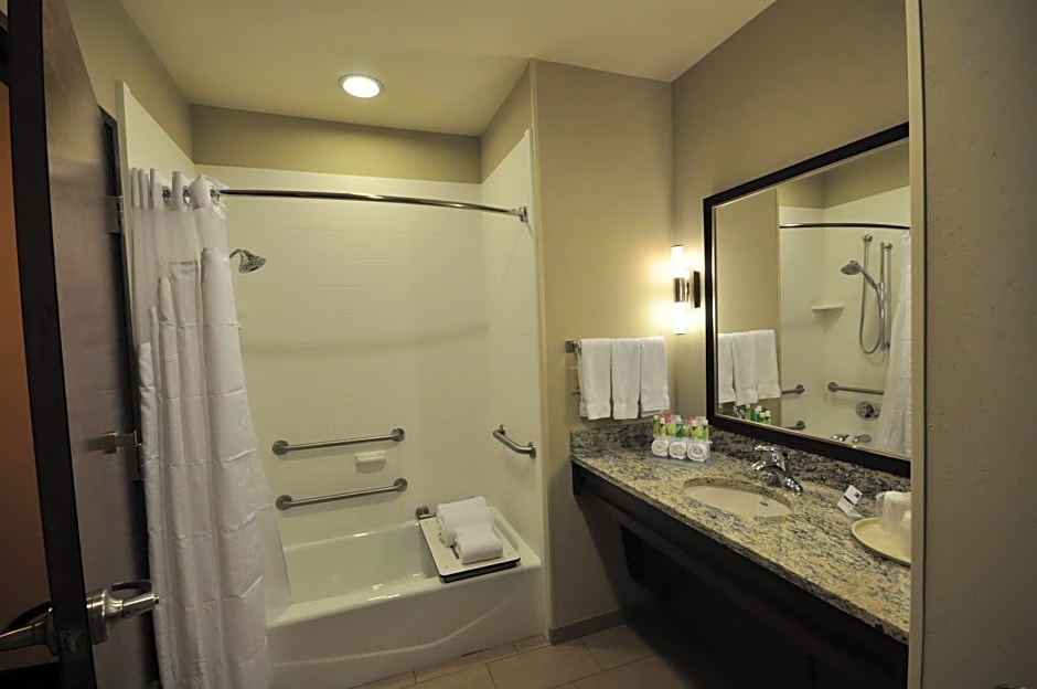 Holiday Inn Express Belgrade-Bozeman Area, an IHG Hotel