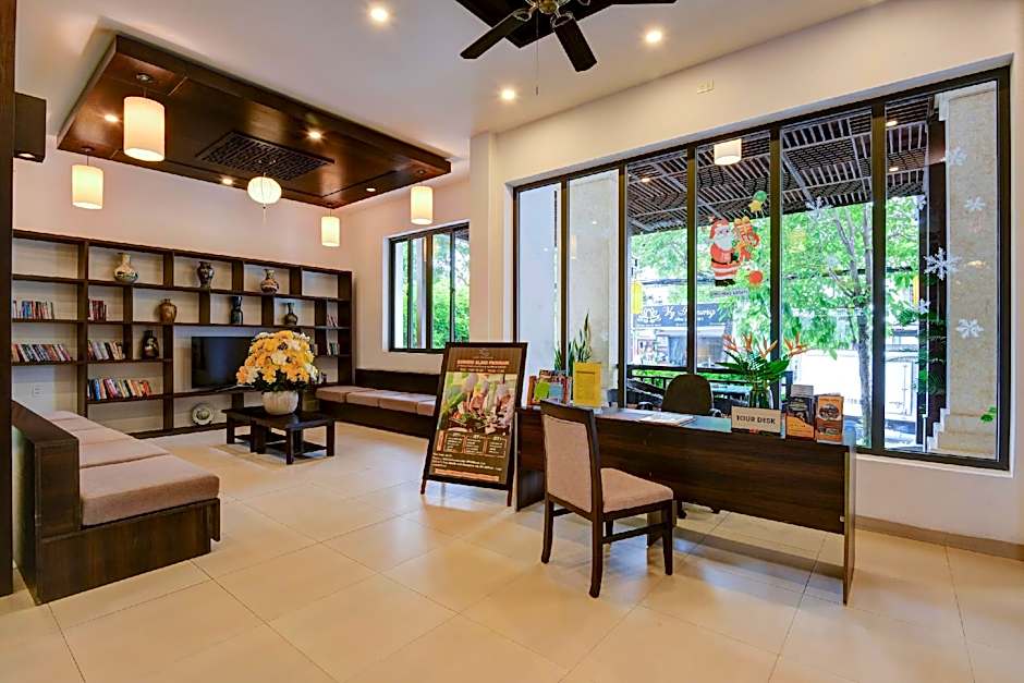 White Lotus Hotel Hoian