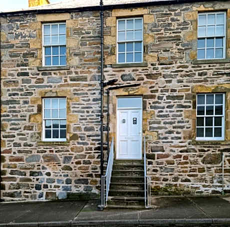 Luxury Escape by the sea