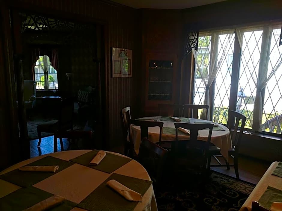 Inn at the Park
