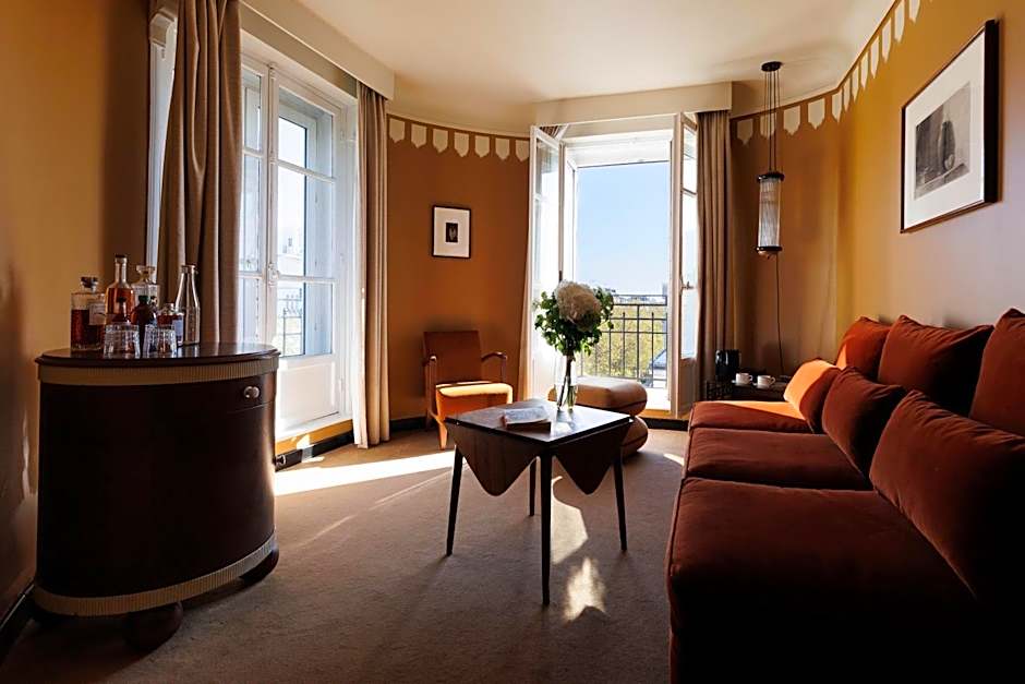 Hotel Carlton's Montmartre