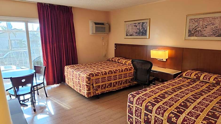 Royal Century Hotel at LAX