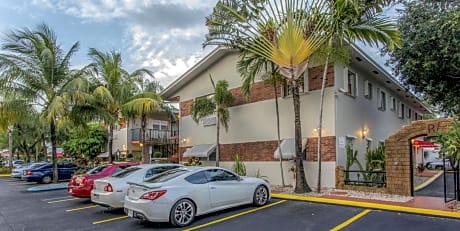 Richard's Motel Studios