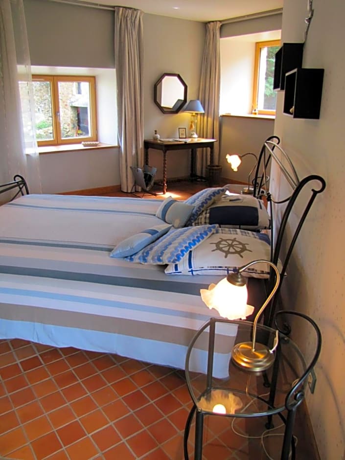 Ludothèque chambres et table d'hôtes de La Becterie