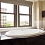 The Raphael Hotel, Autograph Collection by Marriott