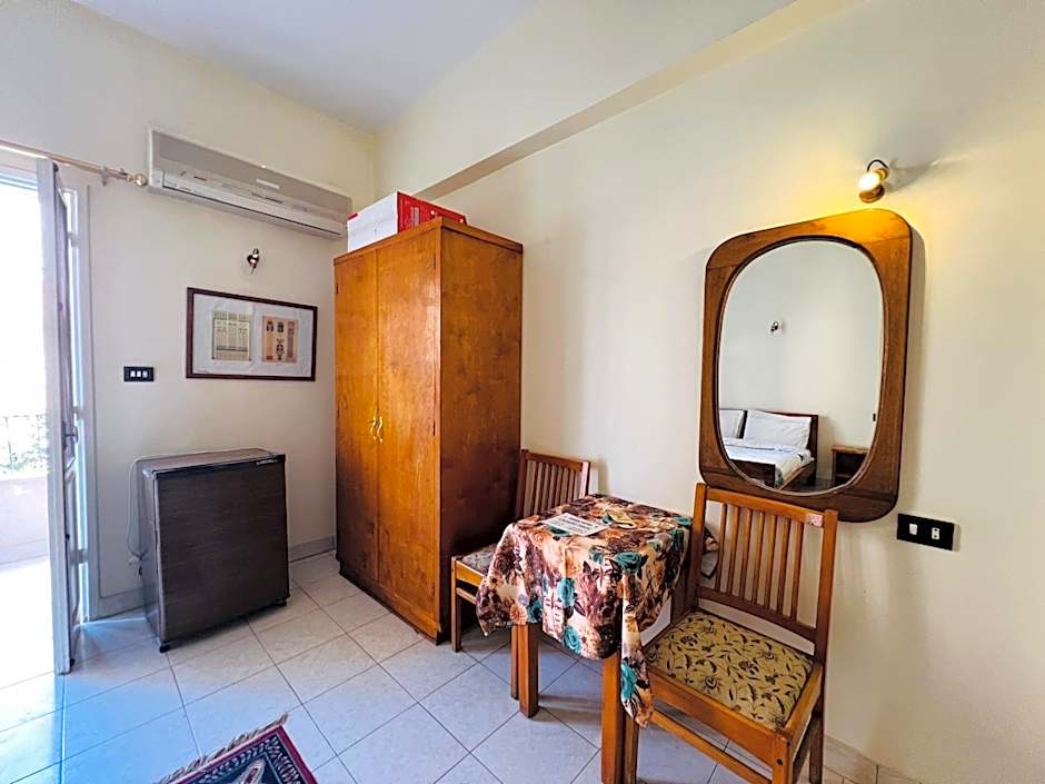Amon Hotel
