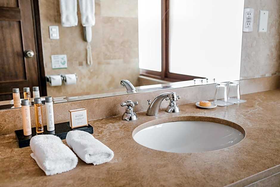 Wyndham Costa del Sol Cusco