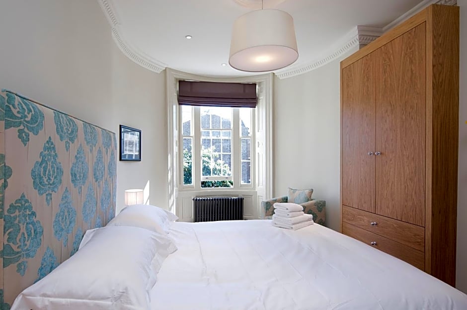 Kennington B&B – London