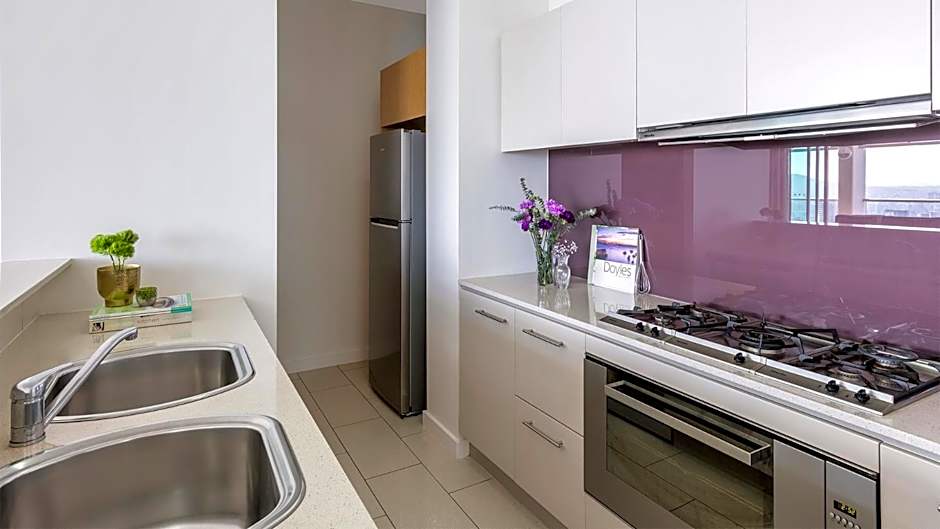 Oaks Brisbane Casino Tower Suites