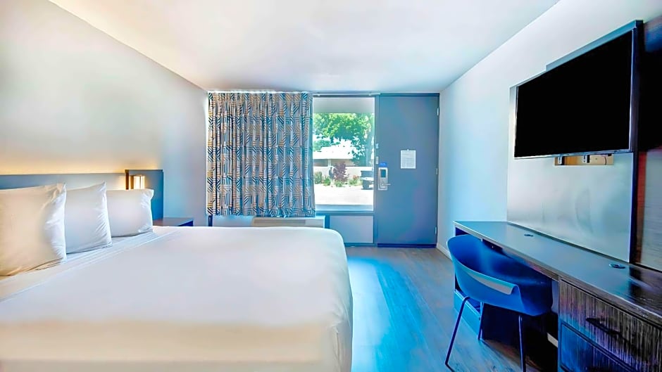 Motel 6 Louisville, Ky- Airport/ Fair Expo