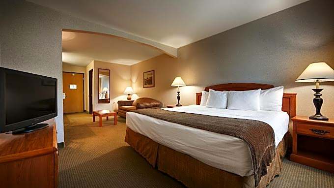 Best Western Oak Meadows Inn