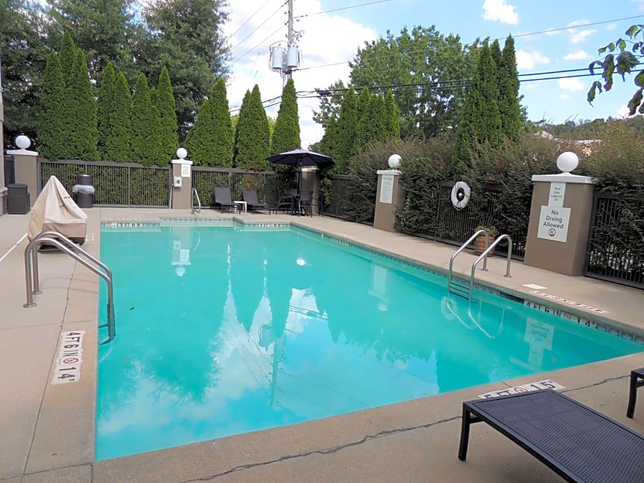 Holiday Inn Express Trussville By IHG