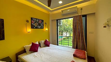 Pure Vag Themed based apartment at Belmont 