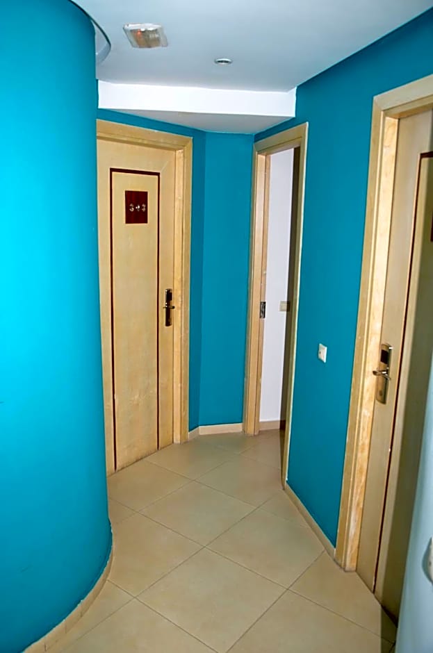 Malak Hotel