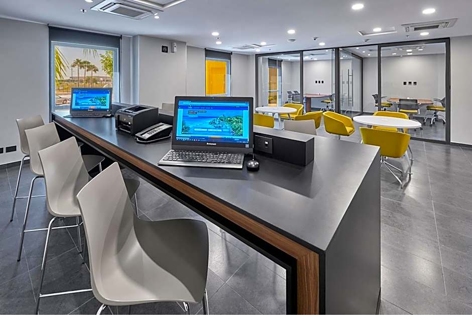 City Express by Marriott Monterrey Aeropuerto