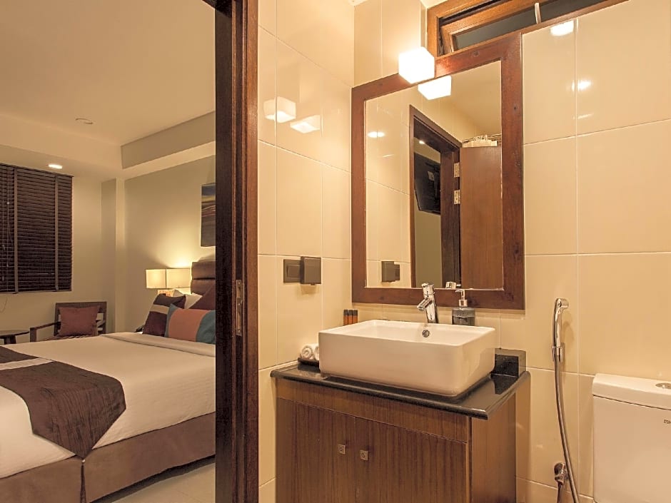 The Somerset Hotel
