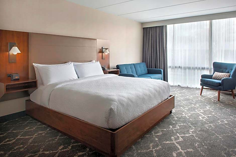 Four Points By Sheraton Philadelphia Northeast