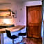 La Tozi Hotel