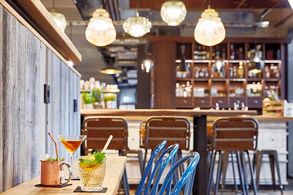 me and all hotel Mainz, by Hyatt