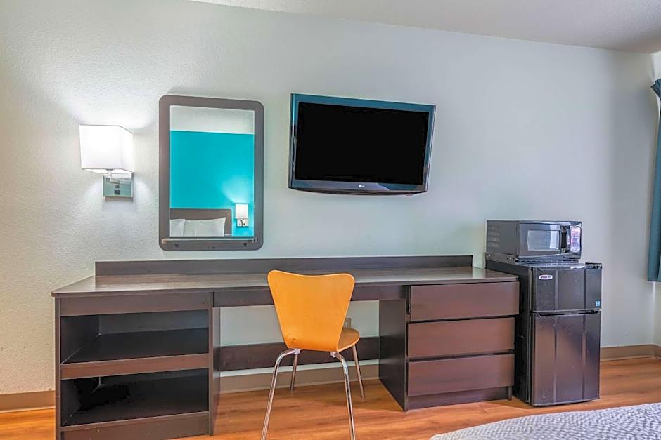 Motel 6-Rocky Mount, NC