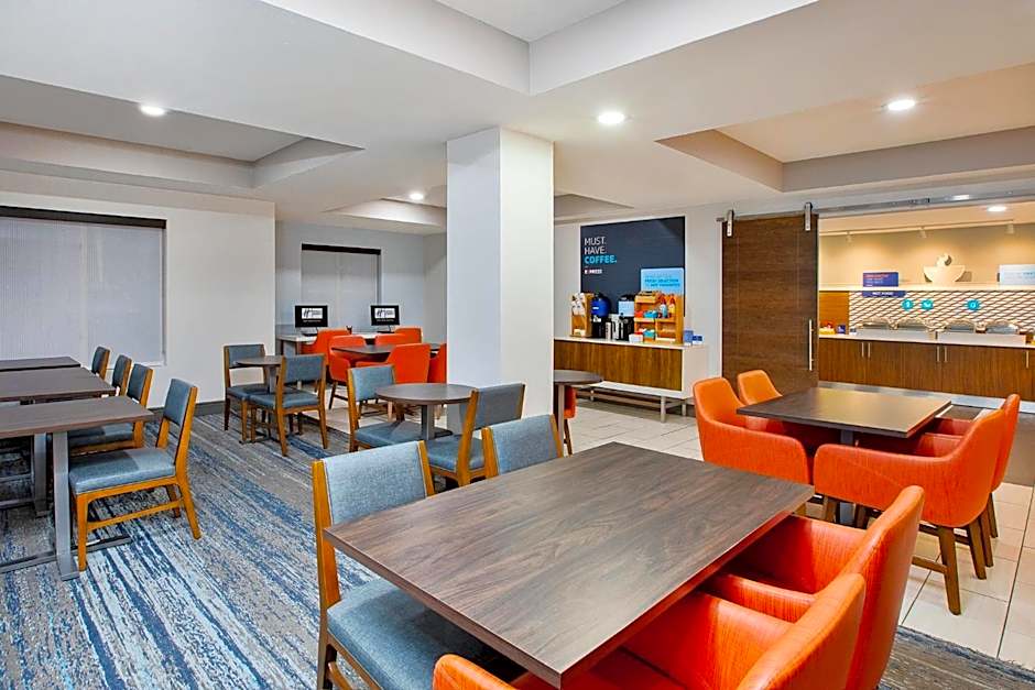 Holiday Inn Express Hotel & Suites West Monroe By IHG