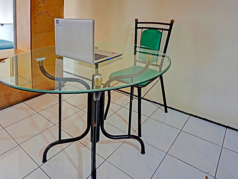 SPOT ON 91890 Kost Kalasan Syariah