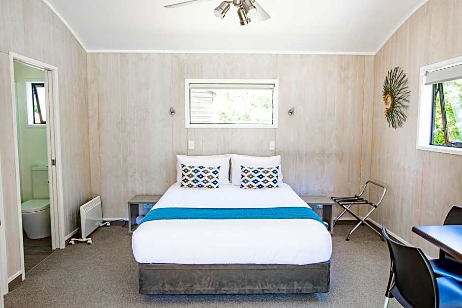 Hot Water Beach TOP 10 Holiday Park