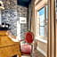 Canal Suites
