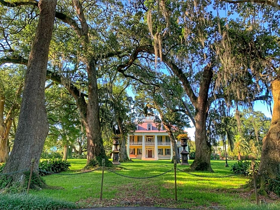 The Inn at Houmas House Plantation