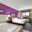 La Quinta Inn & Suites by Wyndham Norwich-Plainfield-Casino