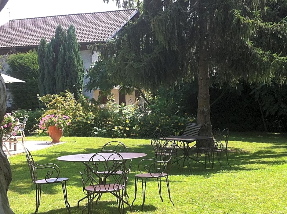 Logis Auberge Saint Simond