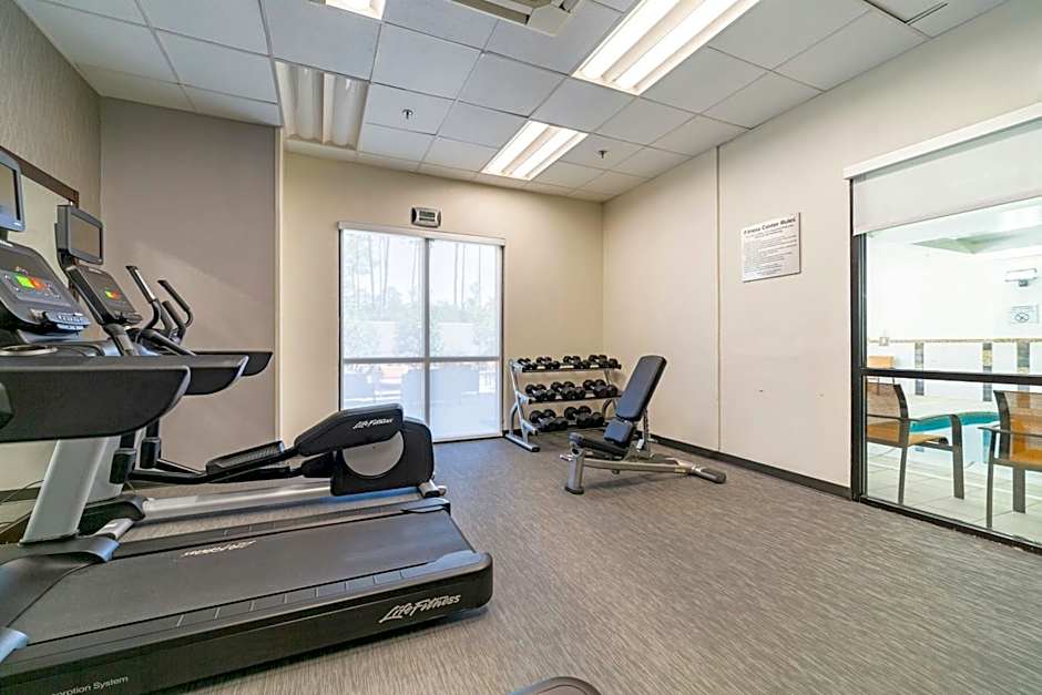 Courtyard by Marriott Biloxi North/D'Iberville