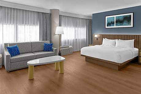 1Kng Hospitality Rivrevw Jr Ste Hear Acc Ns