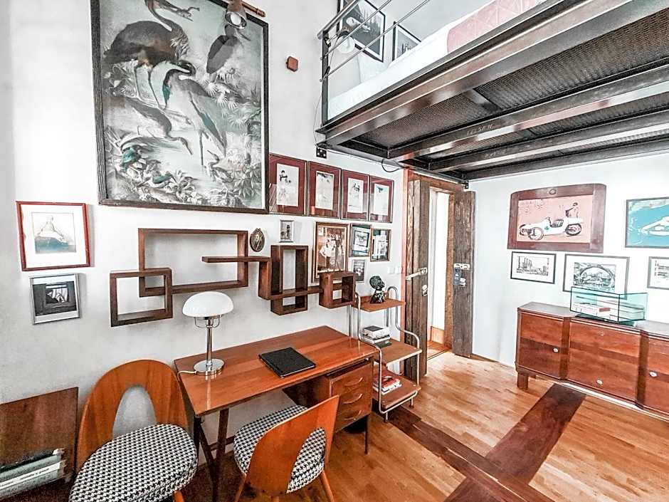 Divná pani Luxury Gallery Rooms