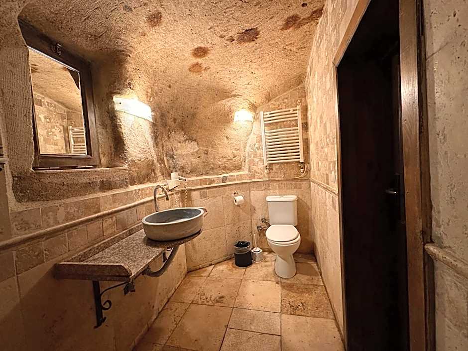 Harkasos Cave Hotel