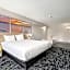 Days Inn & Suites by Wyndham Norton Shores/Muskegon