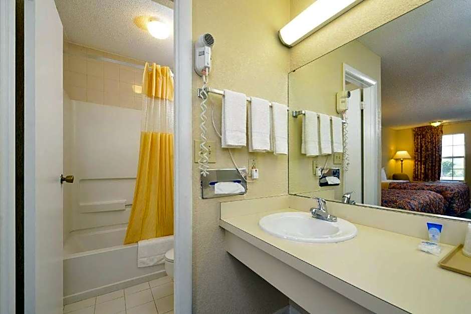 Americas Best Value Inn Winnsboro