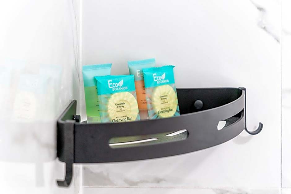 Aspire Inn Studios & Spas