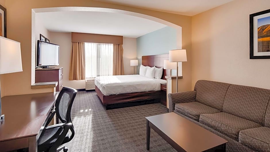 Best Western Plus Gateway Inn & Suites