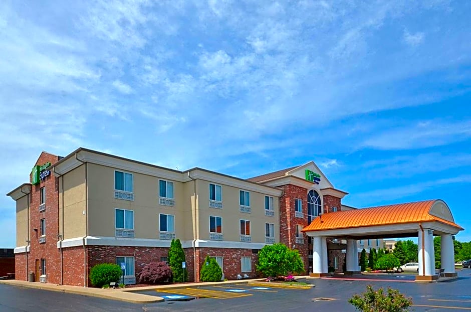 Holiday Inn Express Hotel & Suites Farmington By IHG