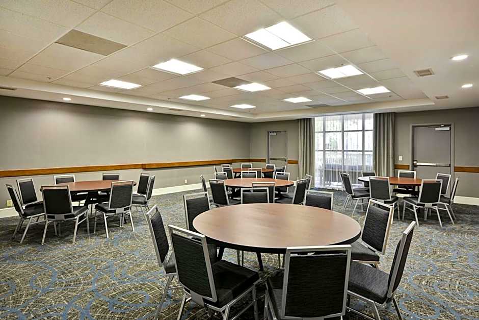 Homewood Suites By Hilton Dallas-Frisco